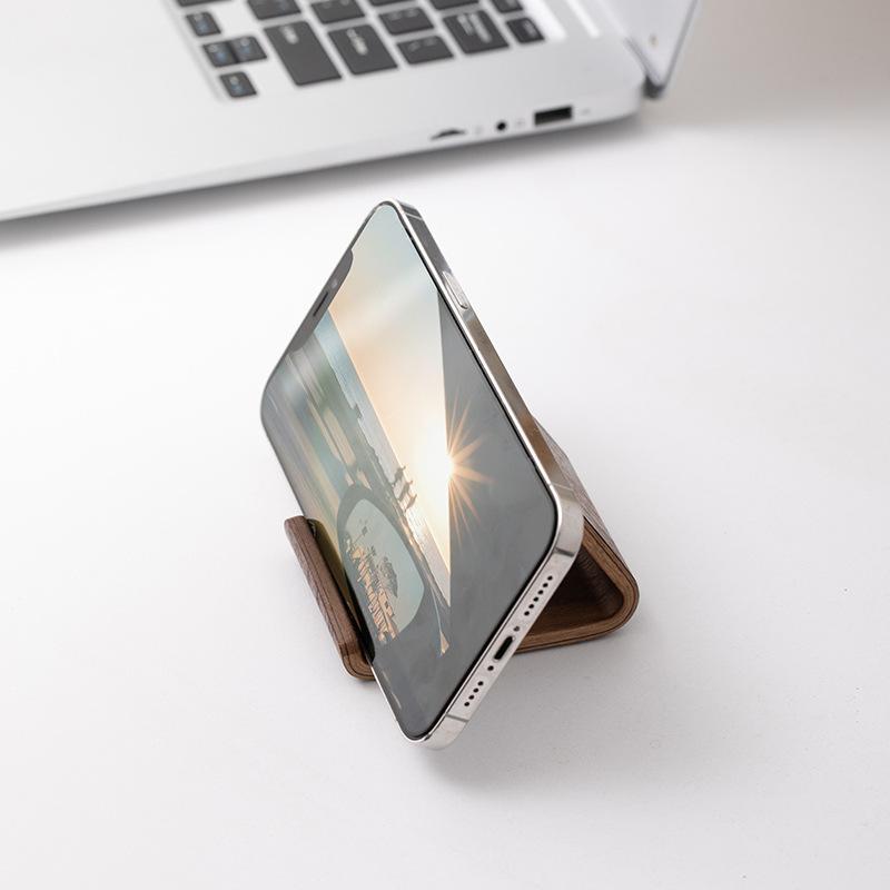 Supporto per telefono in legno - Desk Setup Home Office recensione e prezzo