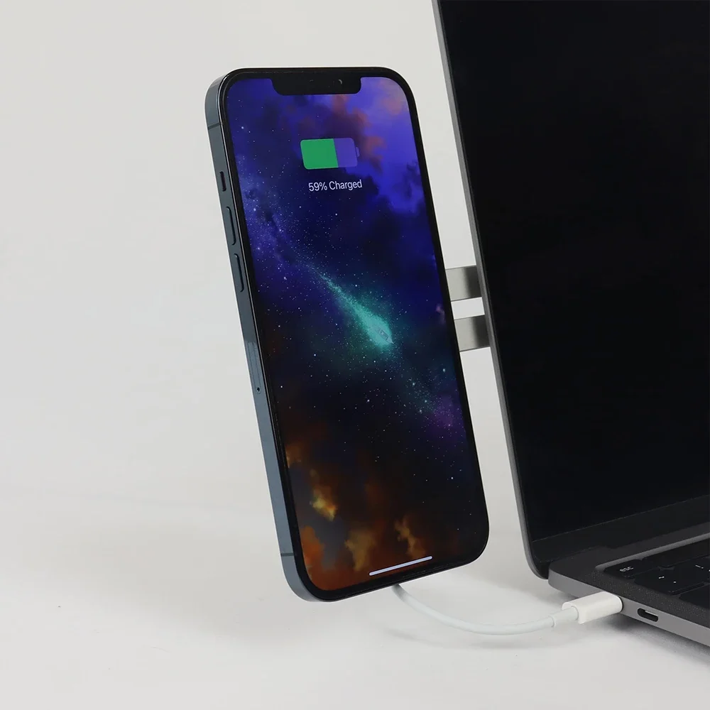 Supporto Magnetico per Laptop  - Desk Setup Apple recensione e prezzo