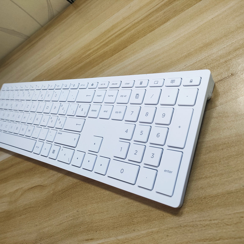 Set tastiera e mouse wireless  - Desk Setup Keyboard recensione e prezzo