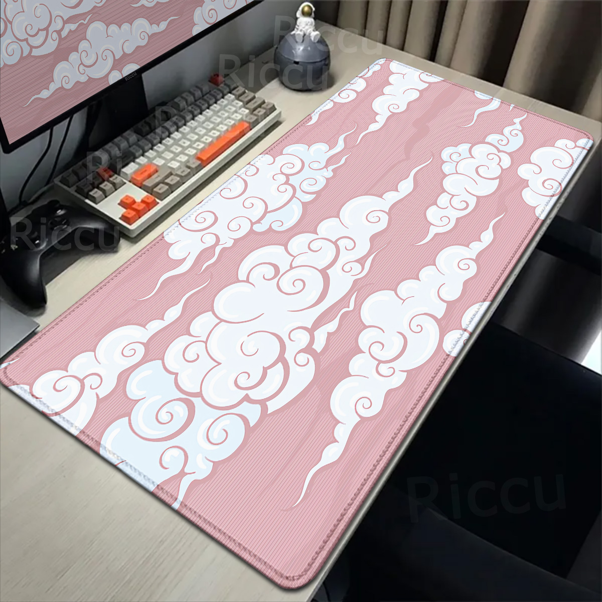 Large Red Cloud Gamer Mousepad - Desk Setup Red recensione e prezzo